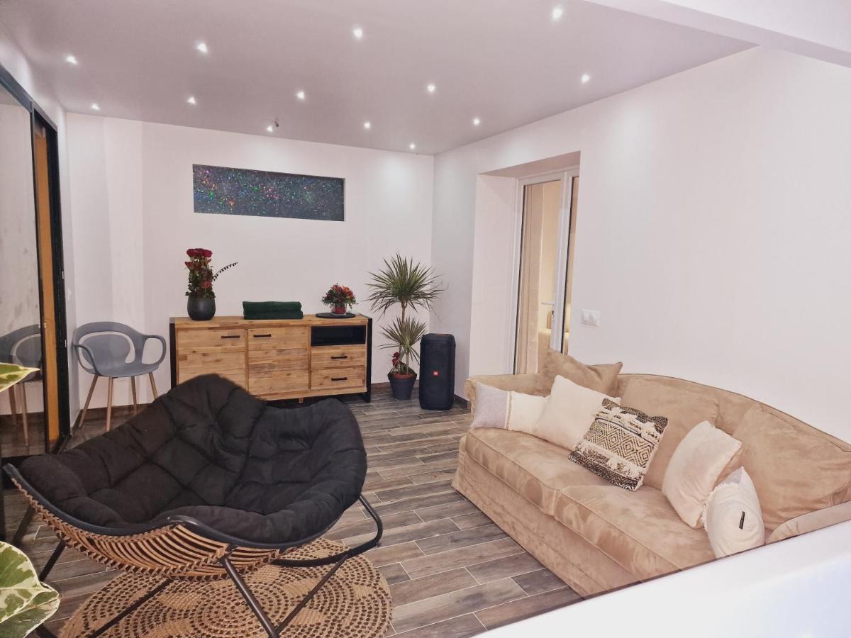 Atoumo Appartement Love Jacuzzi & Jardin Disneyland Paris Quincy-Voisins Buitenkant foto