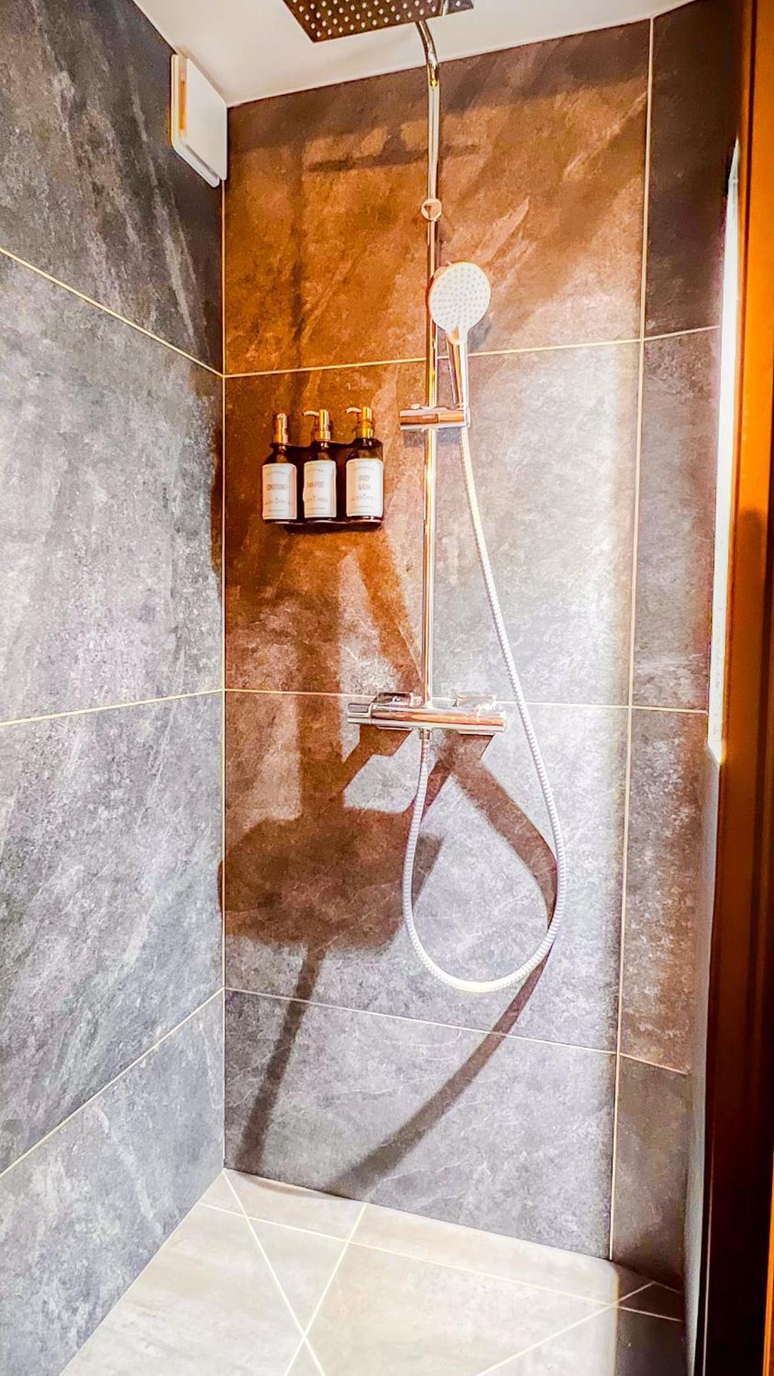 Atoumo Appartement Love Jacuzzi & Jardin Disneyland Paris Quincy-Voisins Buitenkant foto