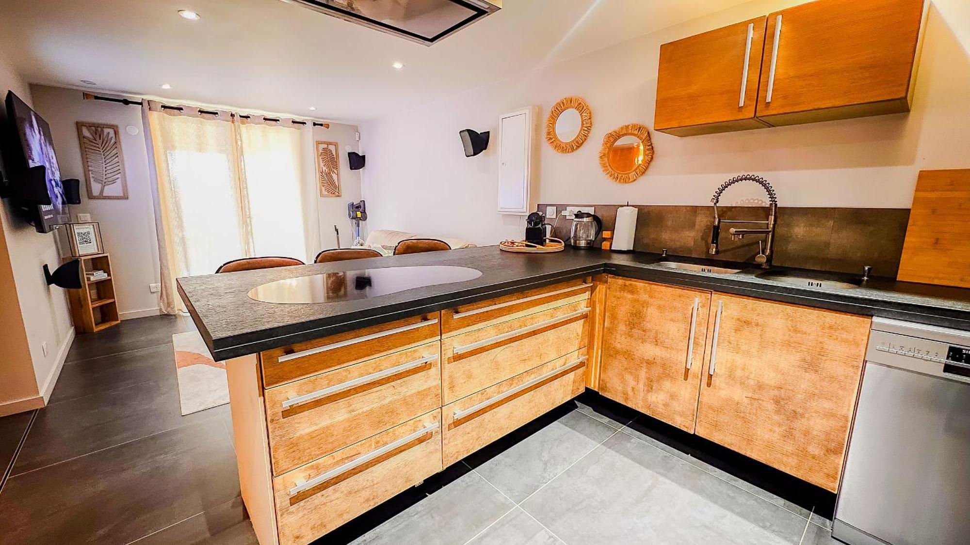 Atoumo Appartement Love Jacuzzi & Jardin Disneyland Paris Quincy-Voisins Buitenkant foto